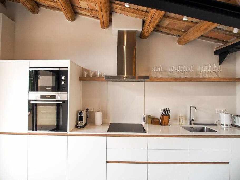Velo Vern 3 Luxury Penthouse W Views Of City Wall Gerona Buitenkant foto