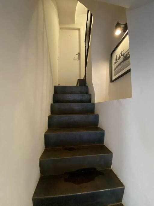 Velo Vern 3 Luxury Penthouse W Views Of City Wall Gerona Buitenkant foto
